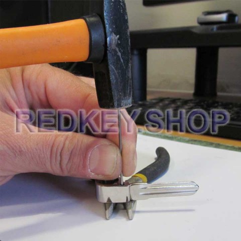 Инструмент для выбивания штифта Инструмент для выбивания штифта